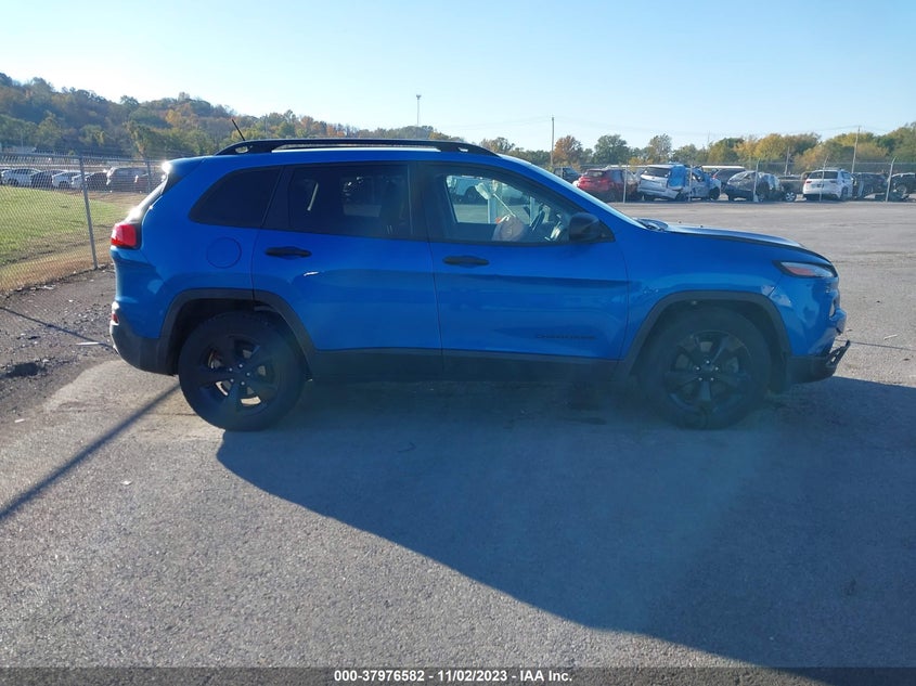VIN 1C4PJLABXHW660973 2017 JEEP CHEROKEE SPORT