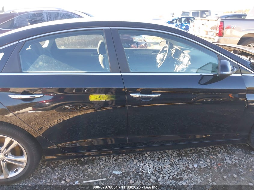 VIN 5NPE34AF2JH611983 2018 HYUNDAI SONATA SEL