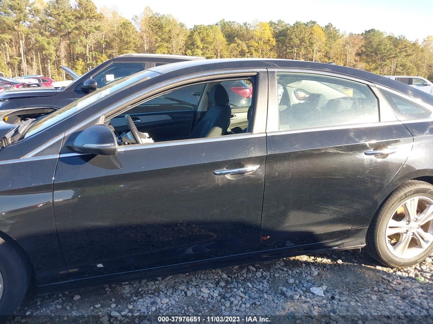 VIN 5NPE34AF2JH611983 2018 HYUNDAI SONATA SEL