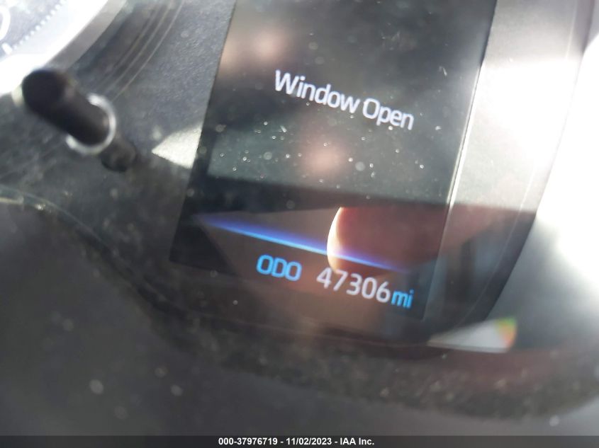 2020 TOYOTA COROLLA LE - JTDEPRAE0LJ078809