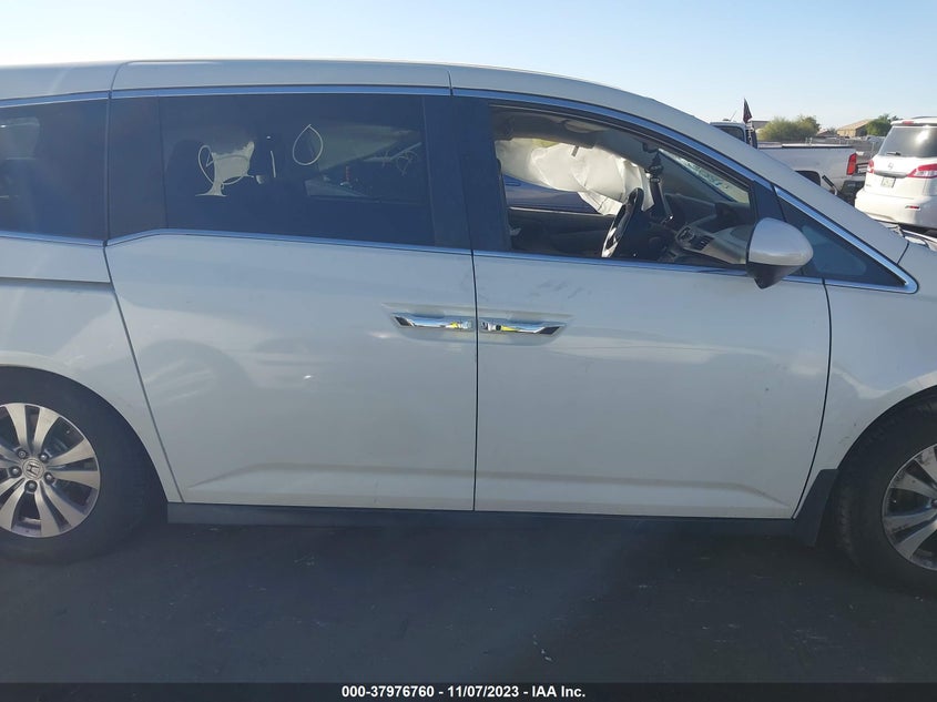 VIN 5FNRL5H68HB010812 2017 HONDA ODYSSEY EX-L