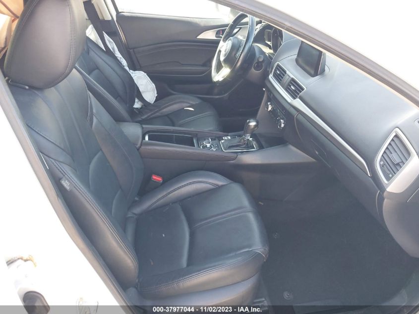 2018 MAZDA MAZDA3 TOURING - 3MZBN1V3XJM184135