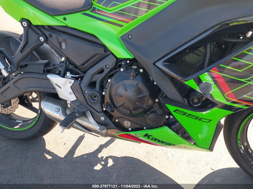 VIN ML5EXEP11PDA92717 2023 KAWASAKI EX650 P