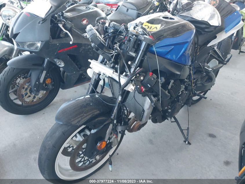 2020 SUZUKI GSX-R600 JS1GN7FA7L7100708
