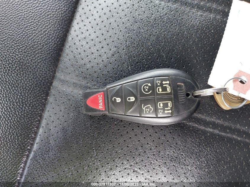2013 CHRYSLER TOWN & COUNTRY TOURING L - 2C4RC1CG0DR711755