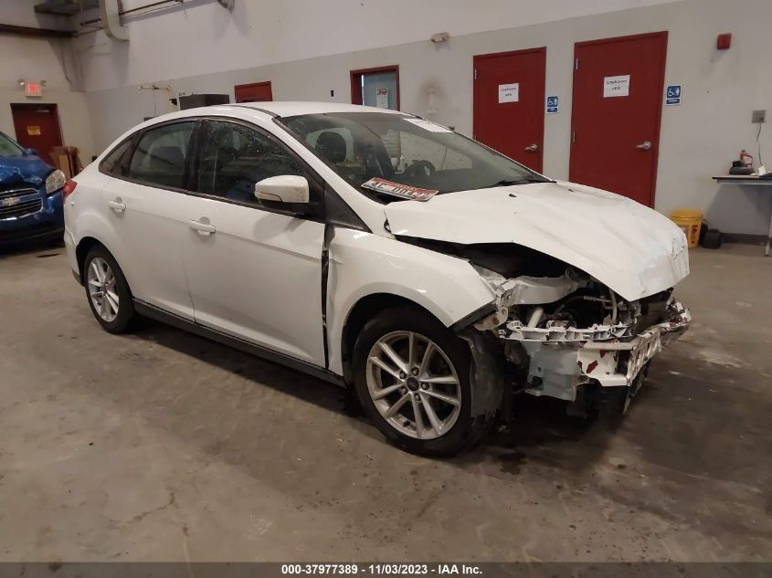 2015 FORD FOCUS SE - 1FADP3F28FL233659