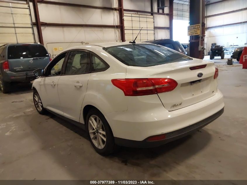 2015 FORD FOCUS SE - 1FADP3F28FL233659