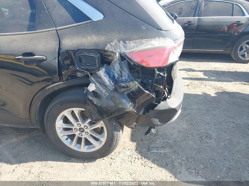 2020 FORD ESCAPE SE - 1FMCU0G65LUB32045