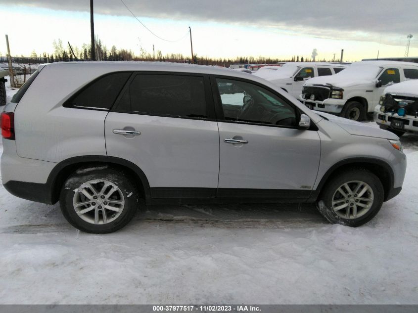 2015 KIA SORENTO LX - 5XYKTCA67FG614308