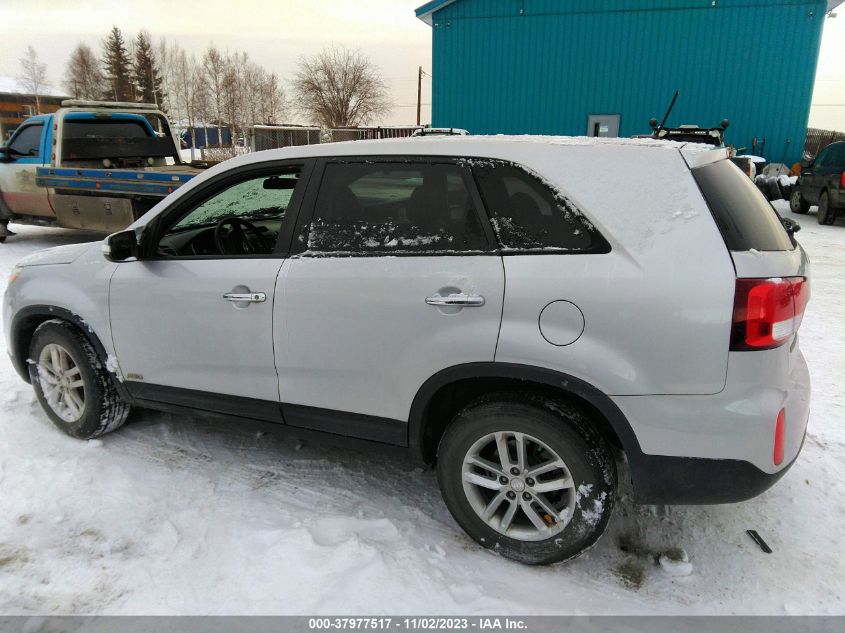 2015 KIA SORENTO LX - 5XYKTCA67FG614308