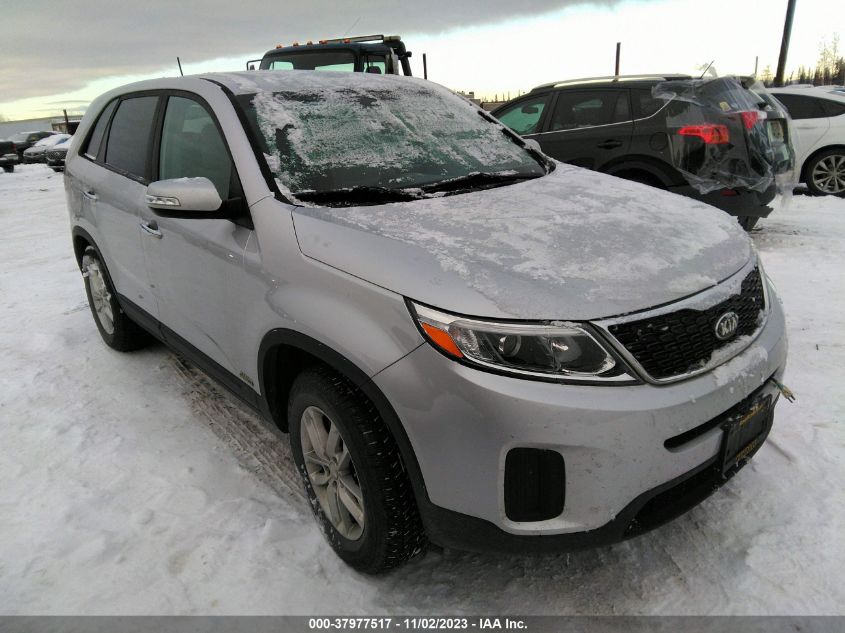 2015 KIA SORENTO LX - 5XYKTCA67FG614308