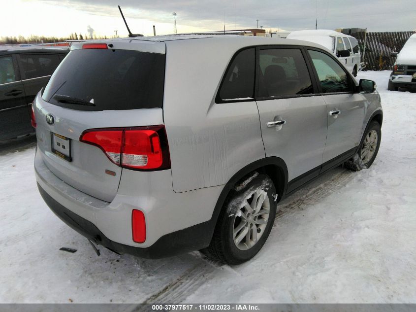 2015 KIA SORENTO LX - 5XYKTCA67FG614308