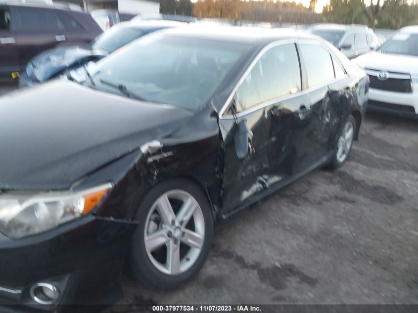 2014 TOYOTA CAMRY SE - 4T1BF1FK1EU415653