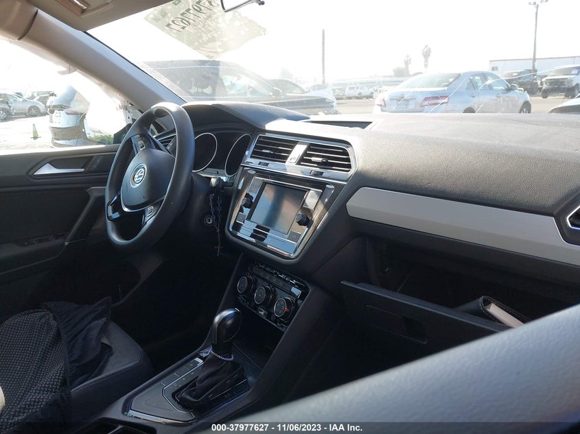 VIN 3VV1B7AX7LM045295 2020 VOLKSWAGEN TIGUAN 2.0T S