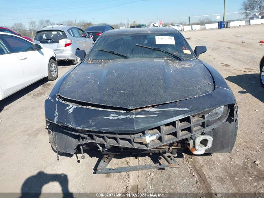 2013 CHEVROLET CAMARO LS - 2G1FA1E33D9242611
