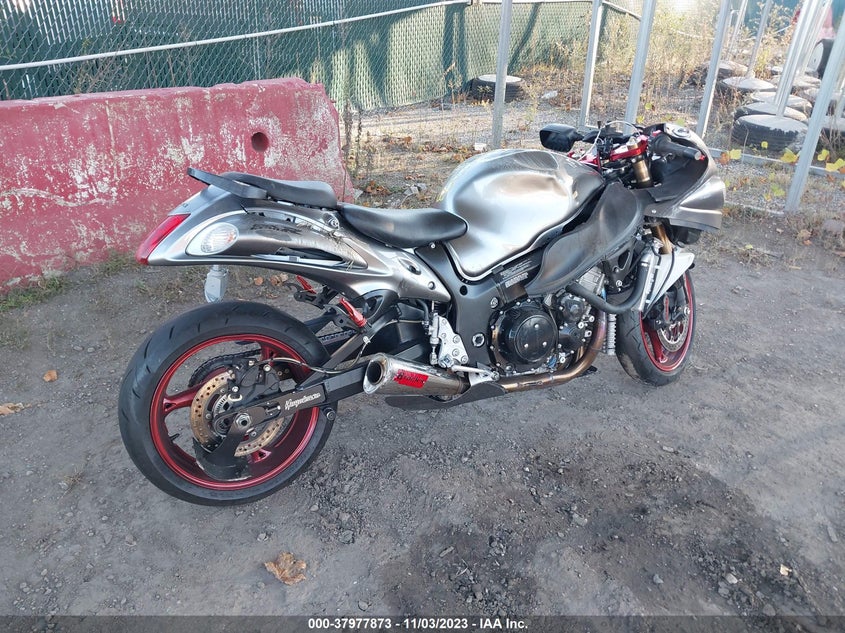 VIN JS1GX72B4K7100169 2019 SUZUKI GSX1300 RA
