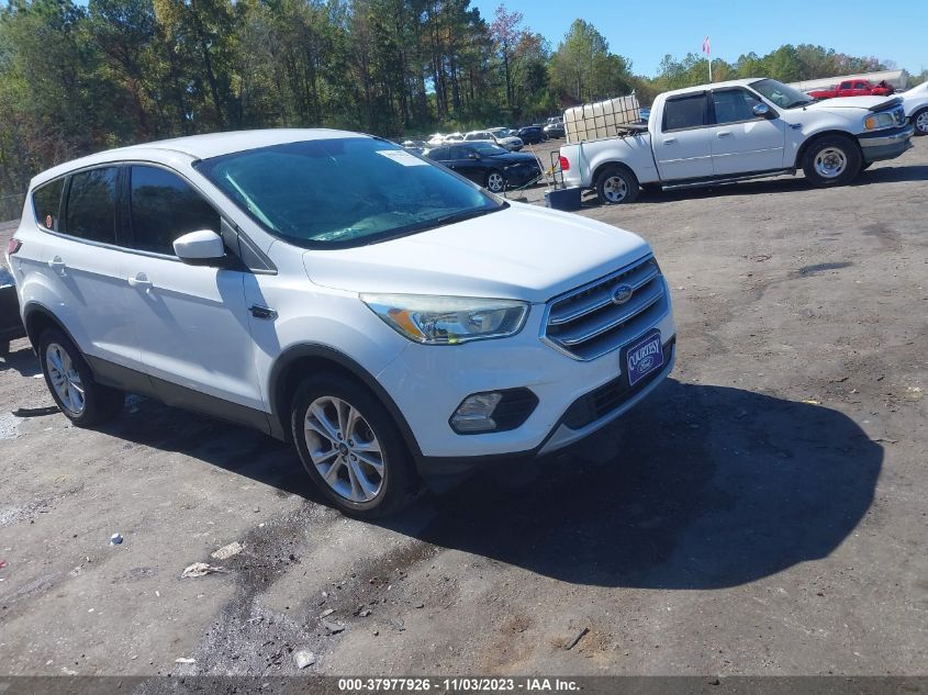 2017 FORD ESCAPE SE - 1FMCU0GDXHUA75671