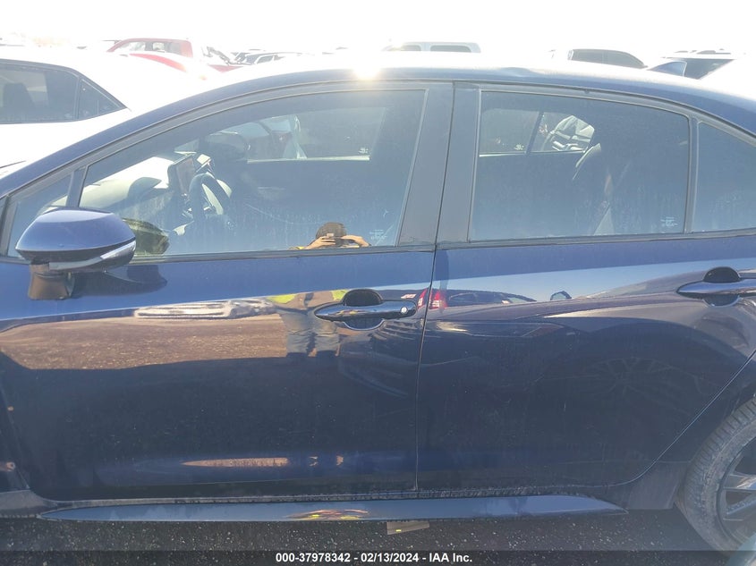 VIN 5YFS4MCE2PP159811 2023 TOYOTA COROLLA SE