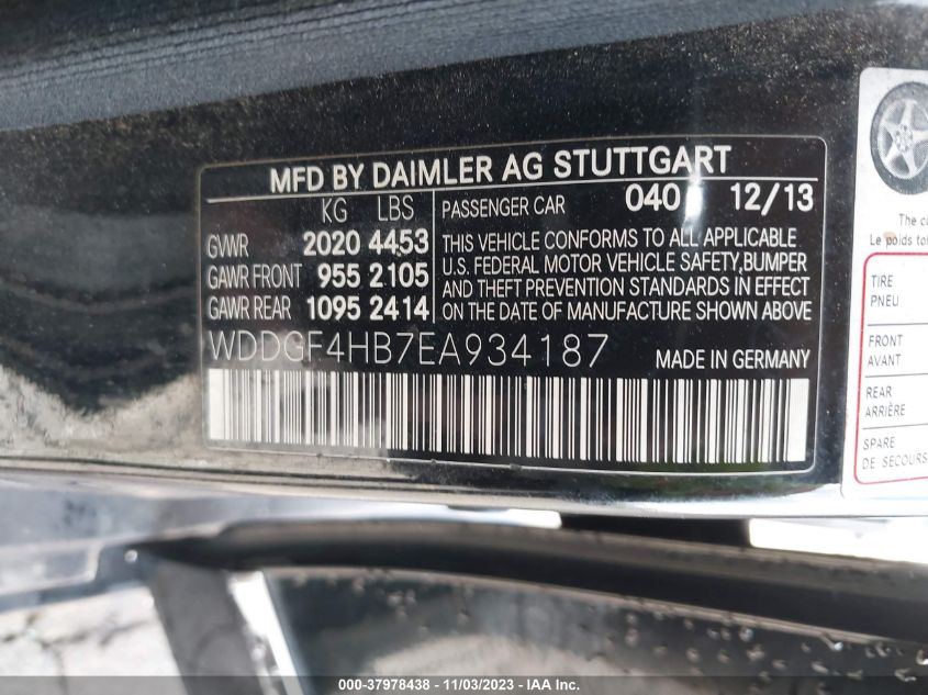 2014 MERCEDES-BENZ C 250 SPORT/LUXURY WDDGF4HB7EA934187