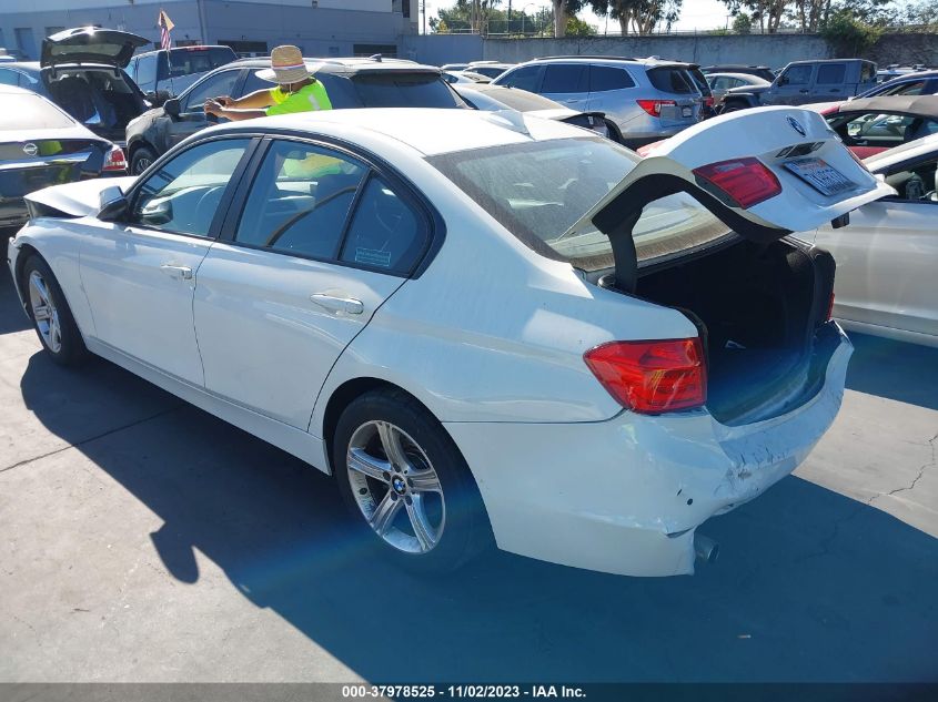 2015 BMW 3 SERIES 320I - WBA3B1G58FNT03454