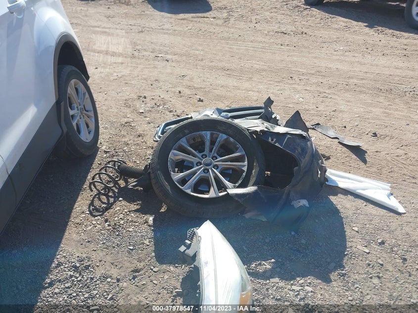 VIN 1FMCU0GD6HUB90445 2017 FORD ESCAPE SE