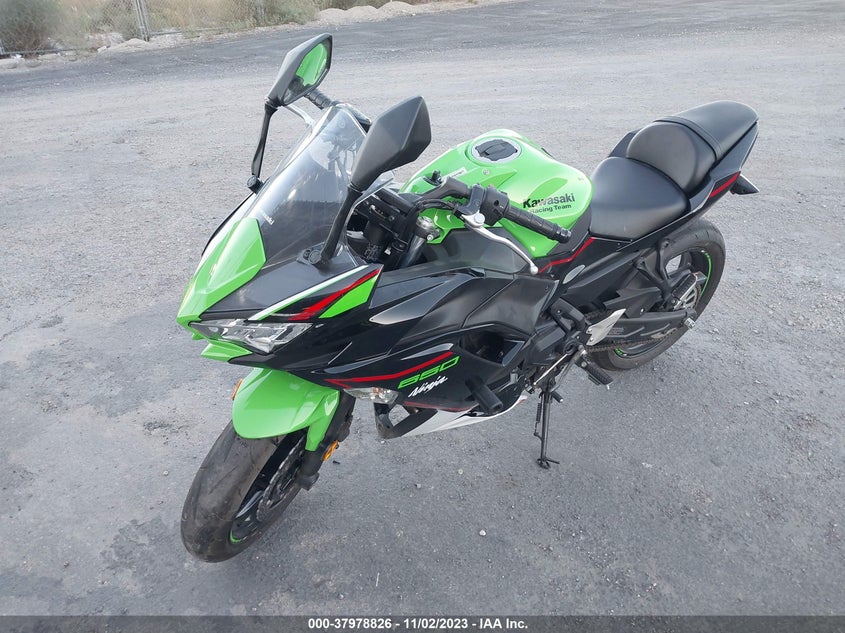 VIN ML5EXEN17NDA51430 2022 KAWASAKI EX650 N