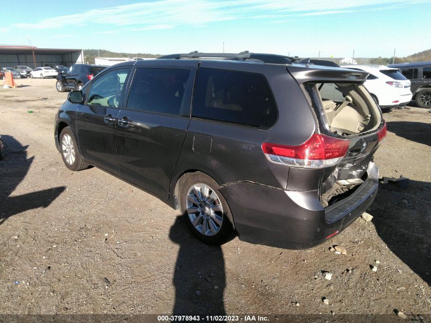 5TDYK3DC5CS206452 2012 TOYOTA SIENNA, photo no. 3