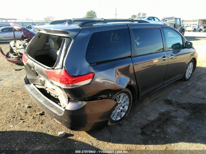 5TDYK3DC5CS206452 2012 TOYOTA SIENNA, photo no. 4