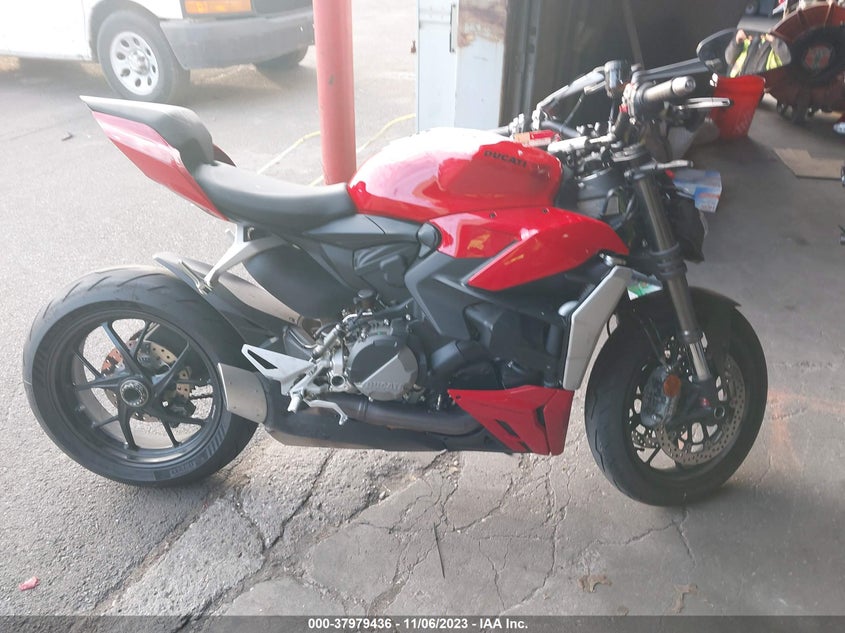 VIN ZDMFAKYW8PB005378 2023 DUCATI STREETFIGHTER V2