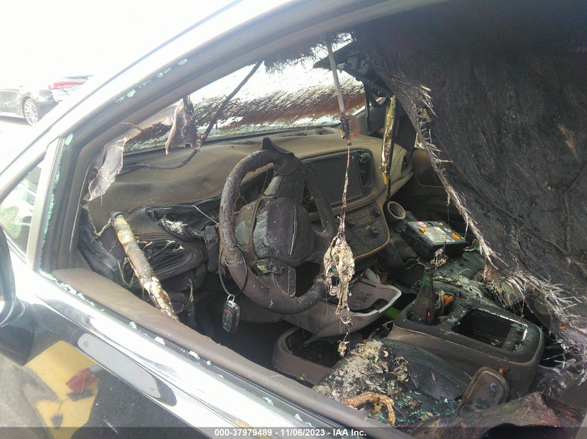 VIN 2C4RC1BG9MR556964 2021 CHRYSLER PACIFICA TOURING L