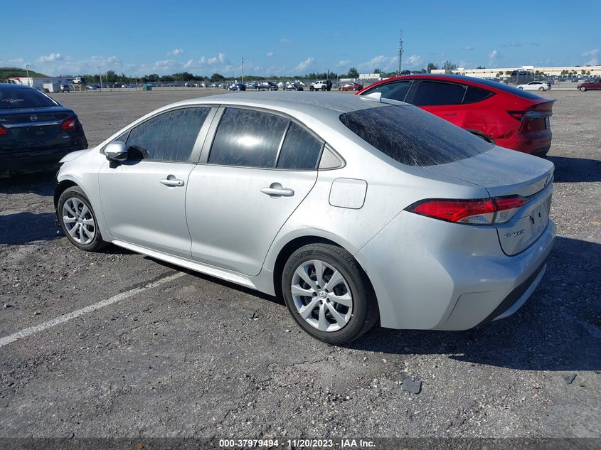 VIN 5YFEPMAE2NP290242 2022 TOYOTA COROLLA LE