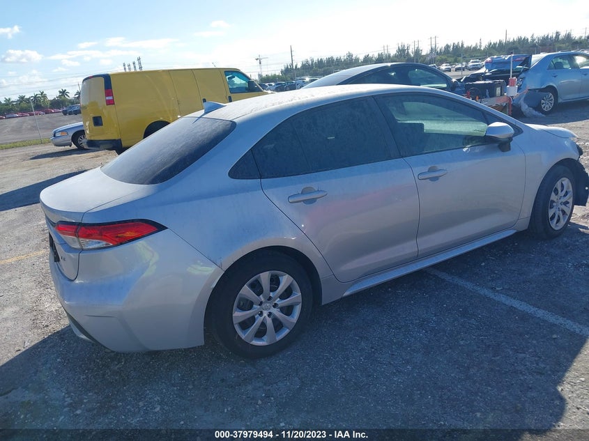 VIN 5YFEPMAE2NP290242 2022 TOYOTA COROLLA LE