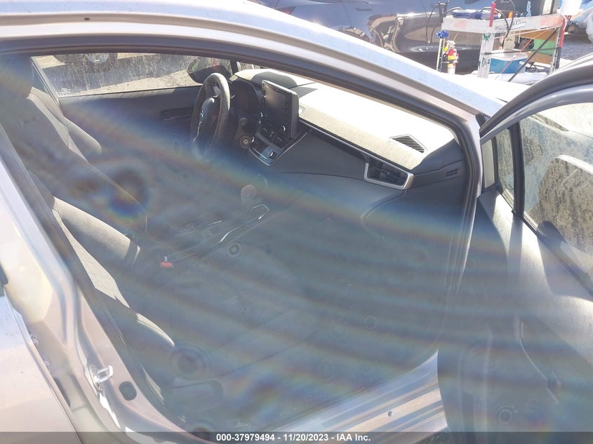 VIN 5YFEPMAE2NP290242 2022 TOYOTA COROLLA LE
