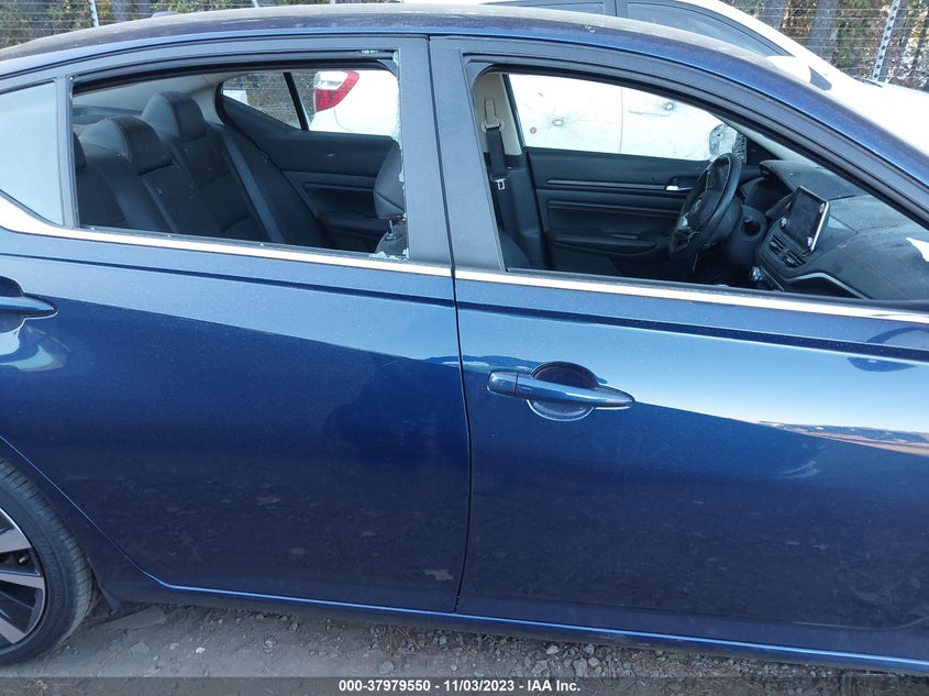 VIN 1N4BL4CVXNN385100 2022 NISSAN ALTIMA SR
