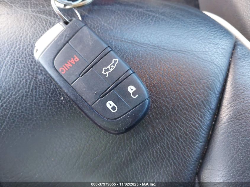 2019 CHRYSLER 300 TOURING - 2C3CCAAG1KH580500