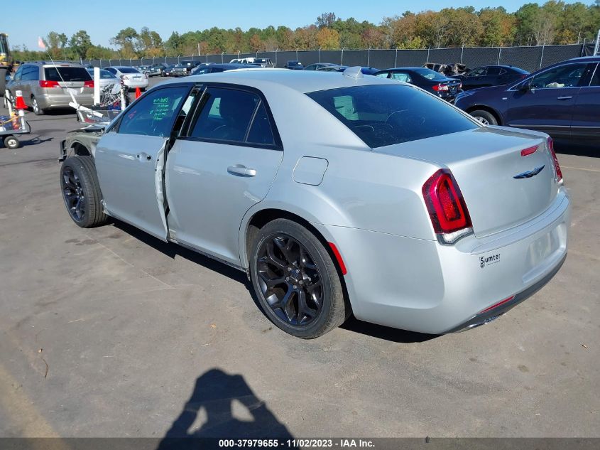 2019 CHRYSLER 300 TOURING - 2C3CCAAG1KH580500