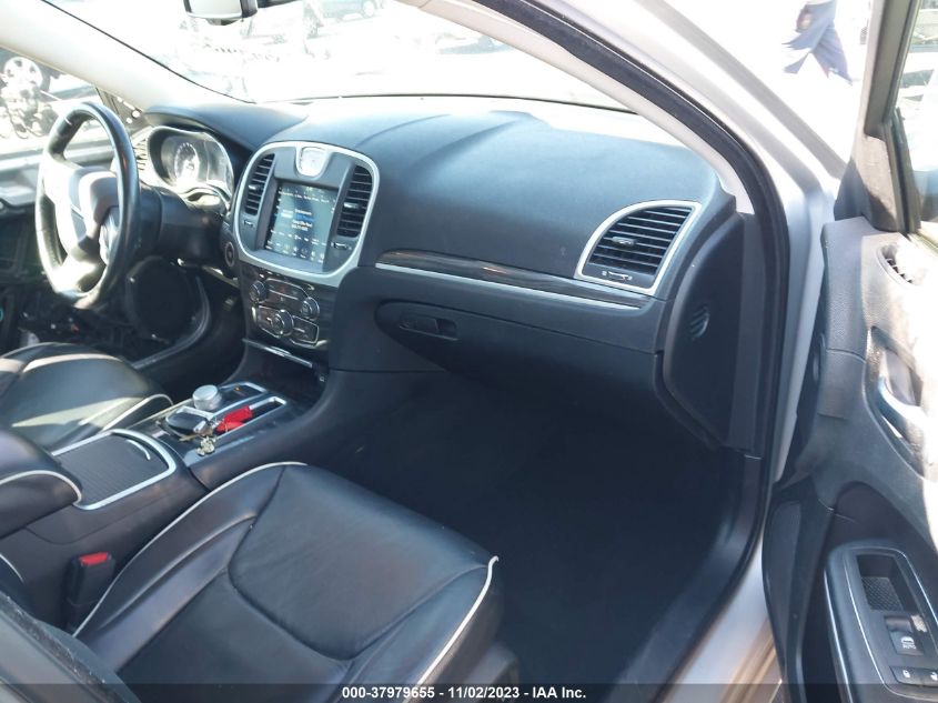2019 CHRYSLER 300 TOURING - 2C3CCAAG1KH580500