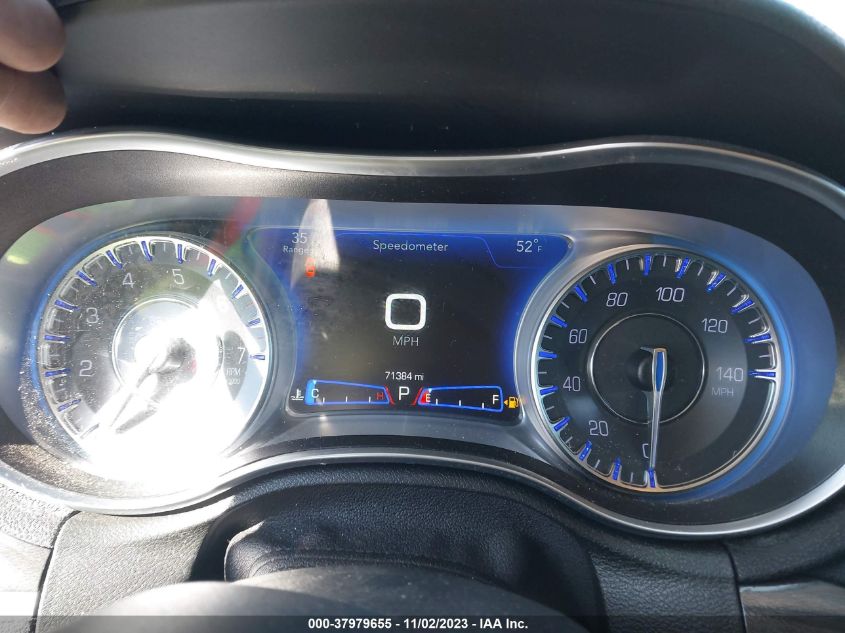 2019 CHRYSLER 300 TOURING - 2C3CCAAG1KH580500