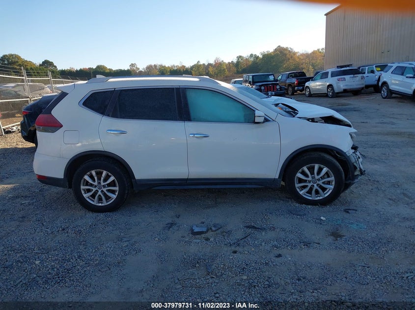 VIN KNMAT2MT5JP526046 2018 NISSAN ROGUE S/SV
