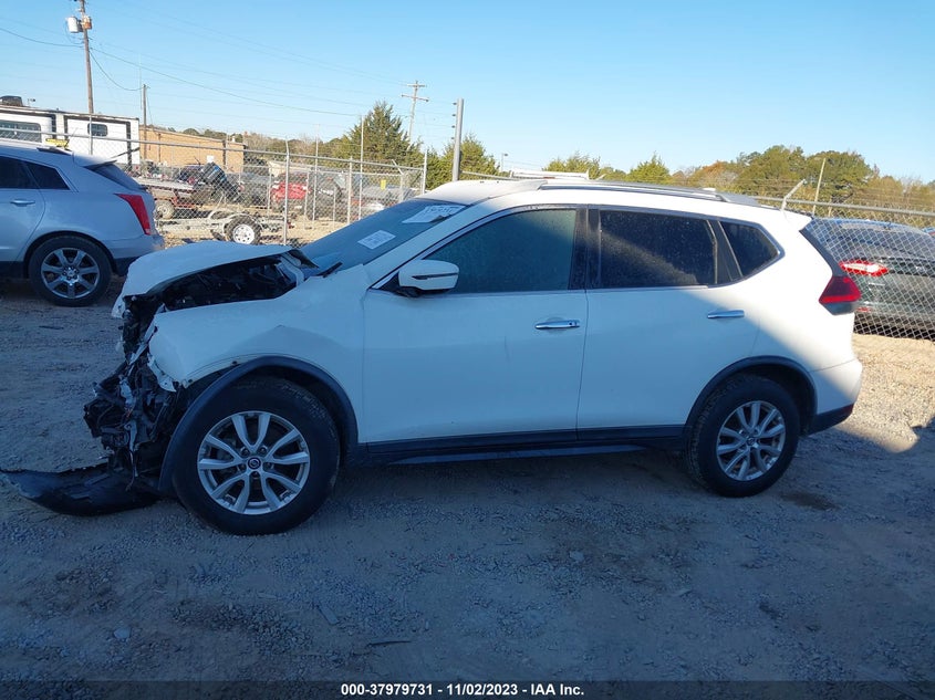 VIN KNMAT2MT5JP526046 2018 NISSAN ROGUE S/SV