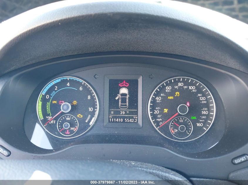 2013 VOLKSWAGEN JETTA HYBRID SE 3VW637AJ2DM295927