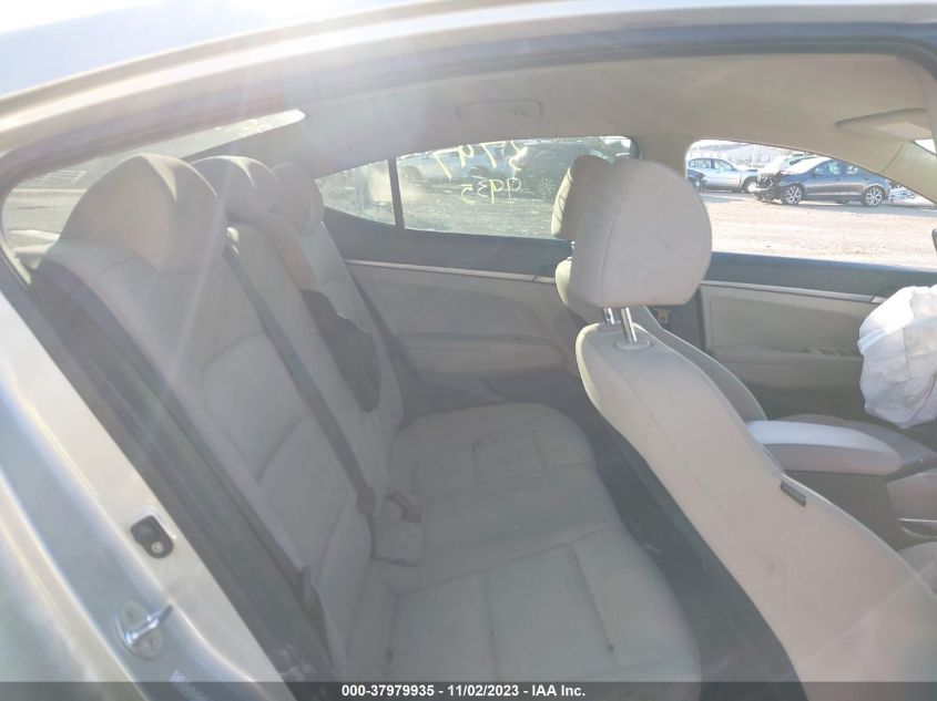 2018 HYUNDAI ELANTRA SE - KMHD74LF8JU593424