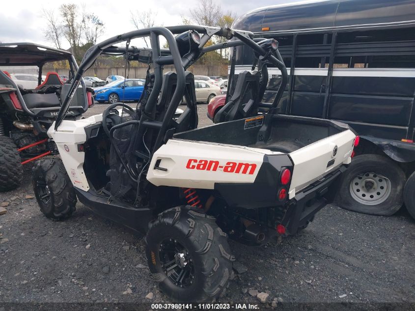 2019 CAN-AM COMMANDER 800R/800R DPS 3JBKGAN24KJ000639