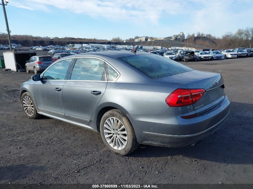 2016 VOLKSWAGEN PASSAT SE - 1VWBS7A38GC042684