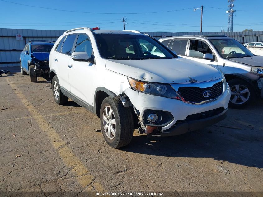 2013 KIA SORENTO LX - 5XYKT4A68DG405114