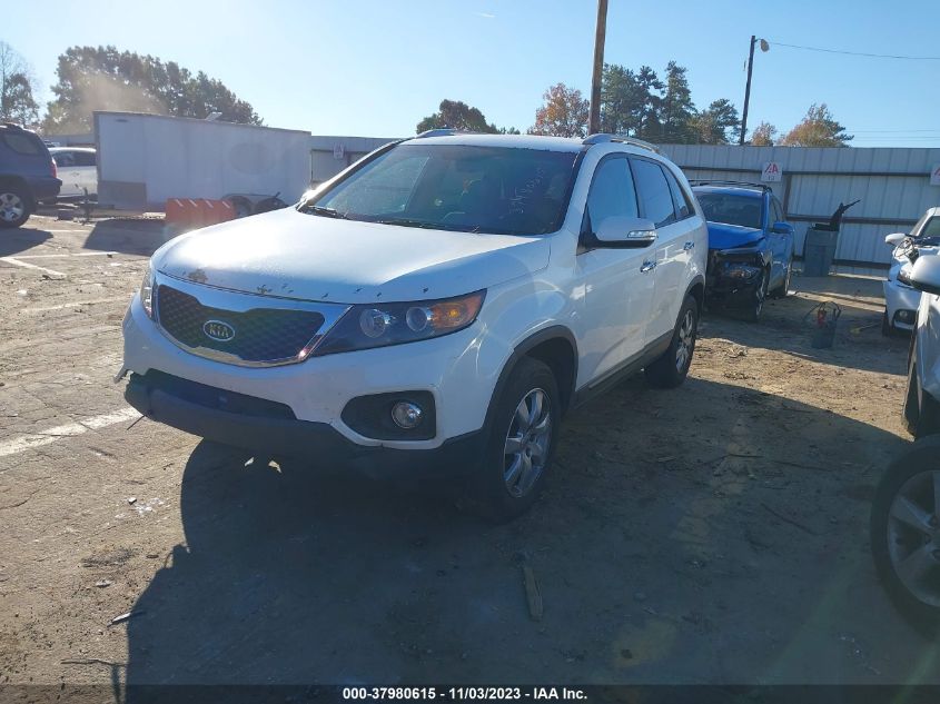 2013 KIA SORENTO LX - 5XYKT4A68DG405114