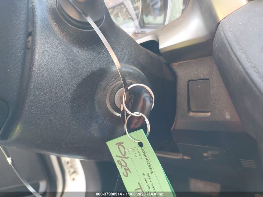 2014 TOYOTA RAV4 LE - JTMZFREV1ED035502