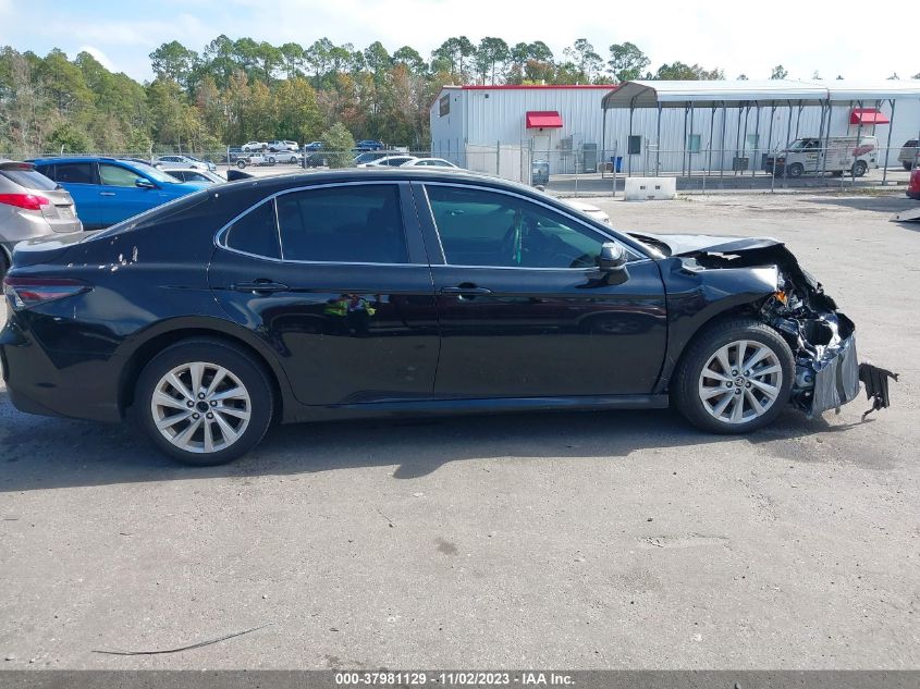 2022 TOYOTA CAMRY LE - 4T1C11AK2NU681001
