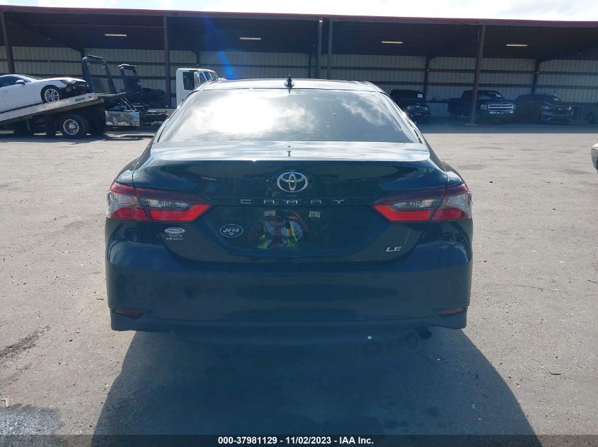 2022 TOYOTA CAMRY LE - 4T1C11AK2NU681001