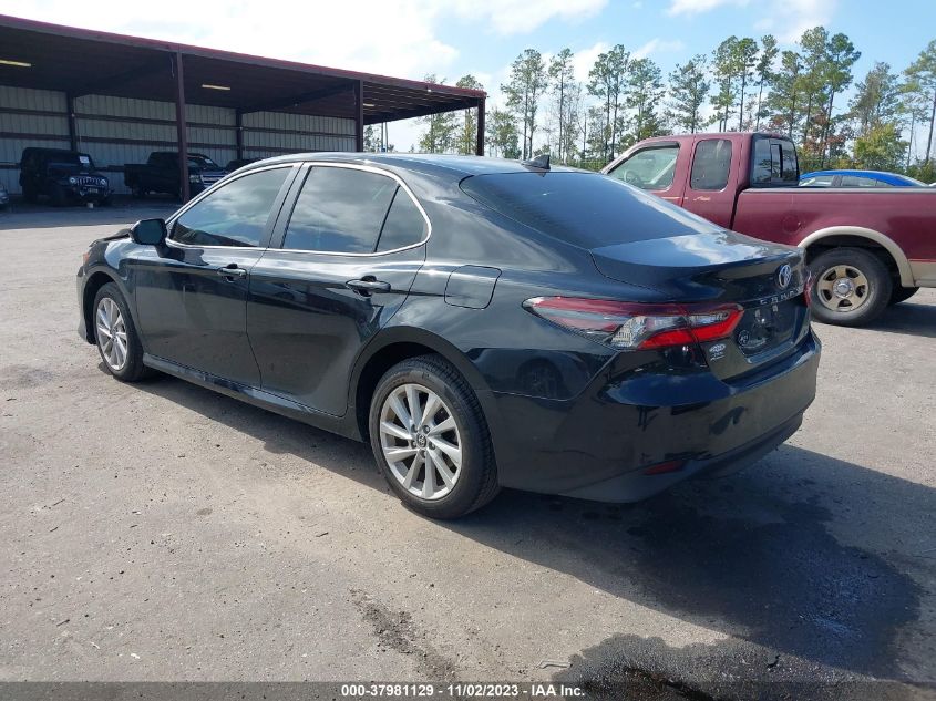 2022 TOYOTA CAMRY LE - 4T1C11AK2NU681001